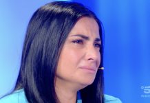 C’è Posta per te 2023: il figlio di Adele chiude la busta | Video Witty Tv C'è Posta per te