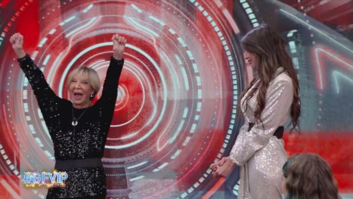 Grande Fratello Vip, chi è uscito ieri sera lunedì 2 gennaio 2023? Eliminata Wilma Goich | Video Mediaset Eliminata Wilma Goich