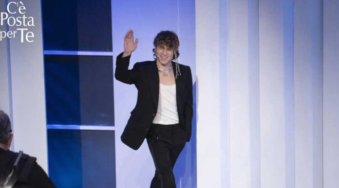 Irama a C’è Posta per te 2023: le splendide parole dell’artista | Video Witty Tv Irama a C'è Posta per te