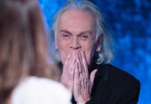 Riccardo Fogli a Verissimo: “Sono diventato ragioniere per la gioia di mia madre” | Video Mediaset Riccardo Fogli a Verissimo