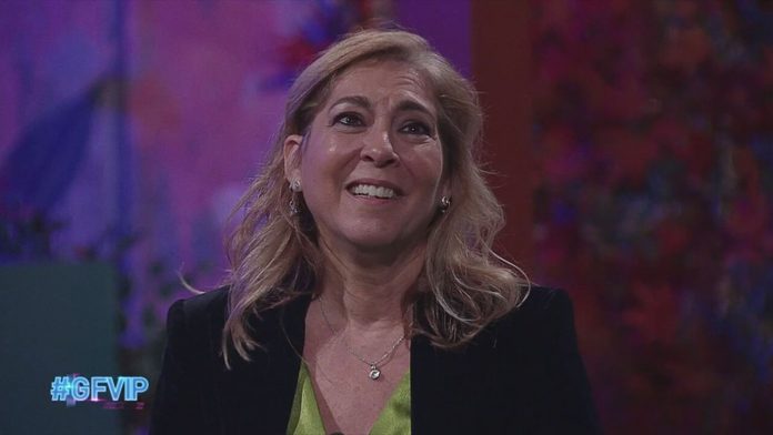 Grande Fratello Vip, una grande sorpresa per Oriana Marzoli: la mamma Cristina | Video Mediaset Sorpresa Oriana, la mamma Cristina