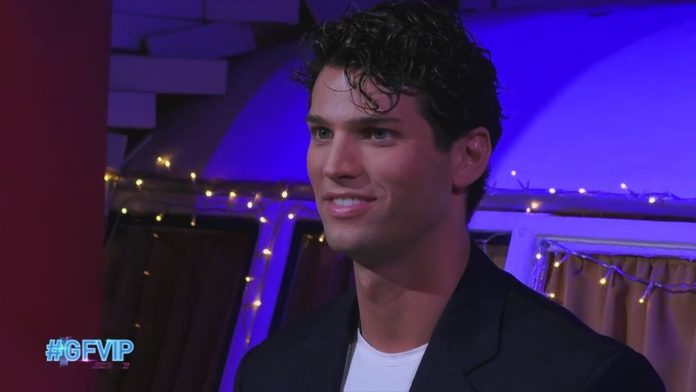 Grande Fratello Vip, una sorpresa per Andrea Maestrelli: arriva la mamma Monia | Video Mediaset Andrea e la mamma Monia