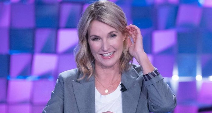 Ellen Hidding a Verissimo: ecco come è iniziata la sua carriera | Video Mediaset Ellen Hidding a Verissimo