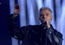 Fedez canta “Battito”– Il testo e il significato della canzone di Sanremo 2025 Fedez