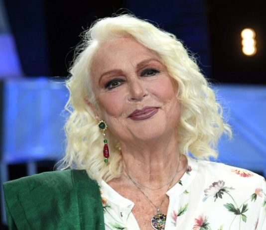 Benedetta Primavera, intervista esclusiva a Loretta Goggi: “Vi spiego perché avevo abbandonato la tv” Loretta Goggi - Benedetta Primavera