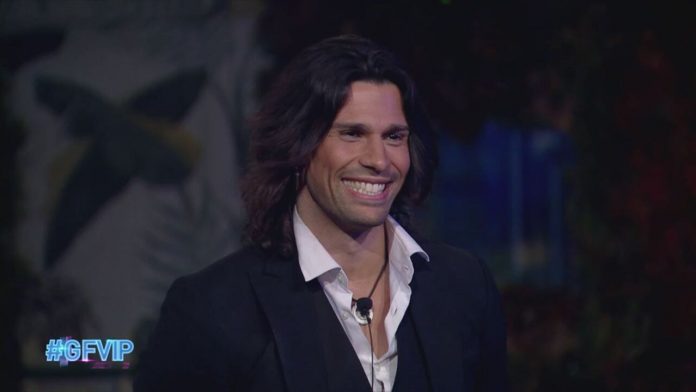 Grande Fratello Vip, sorpresa per Luca Onestini, arriva l’amico Raffaello Tonon | Video Mediaset Luca E Tonon