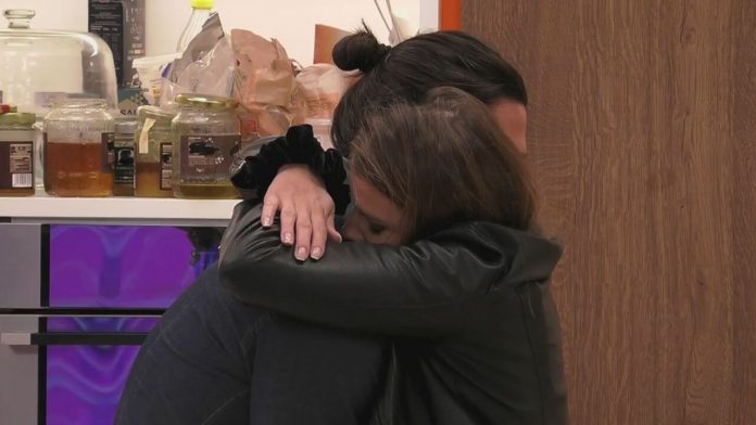 Grande Fratello Vip, la pace ritrovata tra Luca Onestini e Ivana Mrazova tra lacrime e chiarimenti | Video Mediaset Luca e Ivana