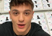 Olly canta Polvere a Sanremo 2023: testo della canzone e significato Olly canta Polvere a Sanremo 2023