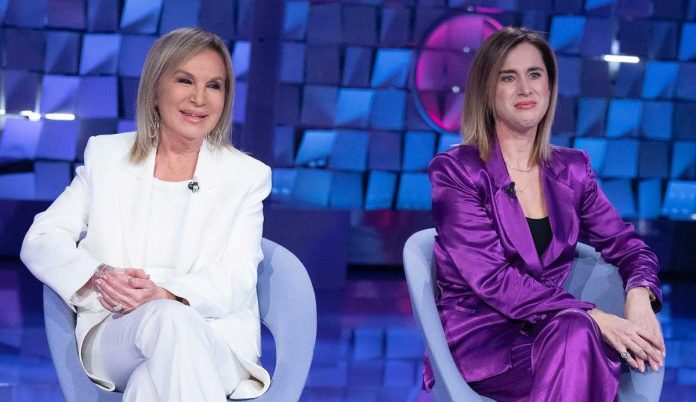 Rosanna Lambertucci a Verissimo: “Presto mi sposo !” | Video Mediaset Rosanna Lambertucci a Verissimo