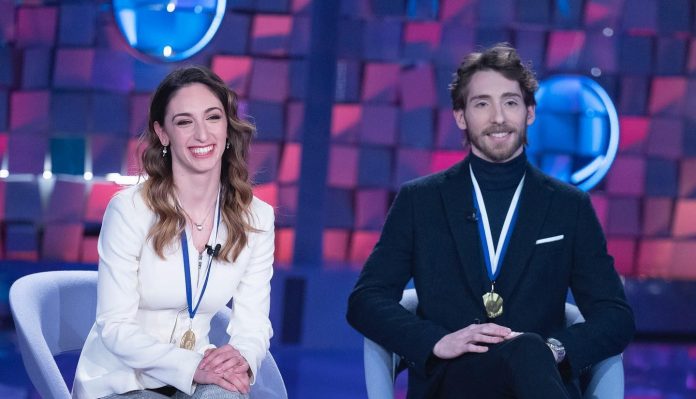 Sara Conti e Niccolò Macii a Verissimo: obiettivo Olimpiadi | Video Mediaset Sara Conti e Niccolò Macii