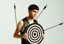 Sethu canta Cause perse a Sanremo 2023: testo della canzone e significato Sethu canta Cause perse