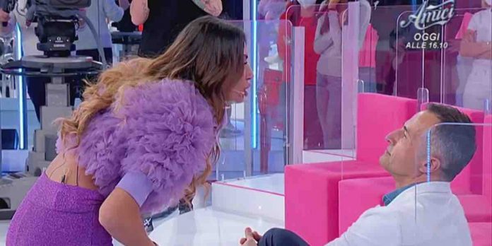 Lite furiosa tra Ida Platano e Riccardo Guarnieri a Uomini e Donne: “Sei il mio scarto, vergognati” | Video Witty TV Lite Ida e Riccardo