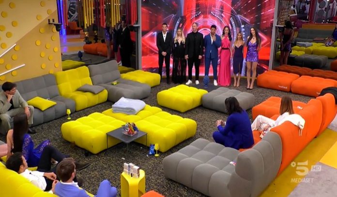 Grande Fratello Vip, chi è uscito ieri sera lunedì 6 marzo 2023? Nessun Eliminato | Video Mediaset Eliminato