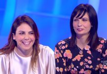 C’è Posta per te 2023: Maurizio chiama le figlie, loro chiudono la busta | Video Witty Tv C'è Posta per te 2023