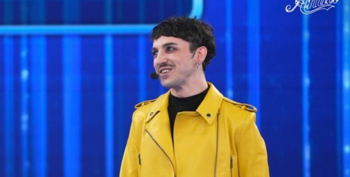 Serale Amici 22 eliminato Piccolo G: gli inediti e il discorso finale | Video Witty Tv Serale Amici 22 eliminato Piccolo G