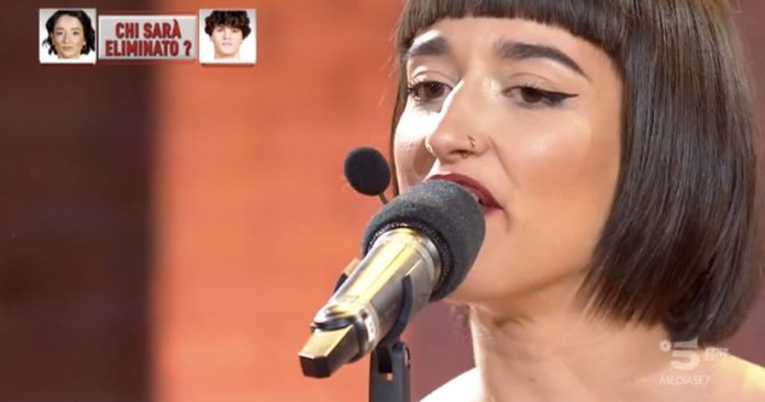 Serale Amici 22, Federica canta Tango e piange: arriva il tweet di Tananai | Video Witty Tv Serale Amici 22