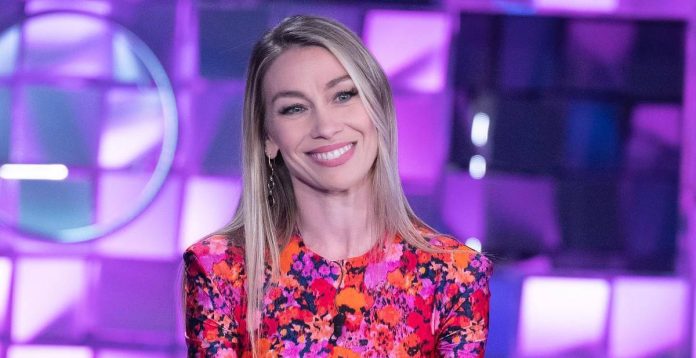 Eleonora Abbagnato a Verissimo: il rapporto con le figlie del marito | Video Mediaset Eleonora Abbagnato a Verissimo