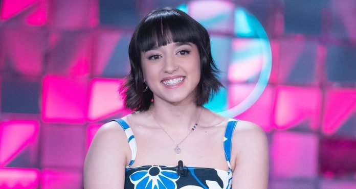 Federica a Verissimo: l’esperienza ad Amici 22 e l’amore per Piccolo G | Video Mediaset Federica a Verissimo