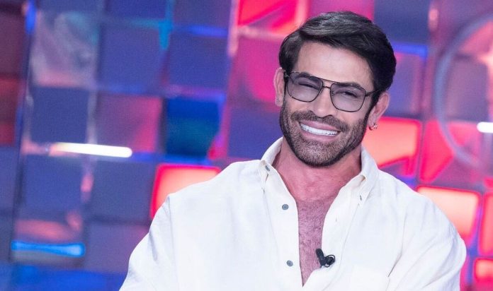 Gianni Sperti a Verissimo: “Ho scoperto il tradimento dai giornali” | Video Mediaset Gianni Sperti a Verissimo