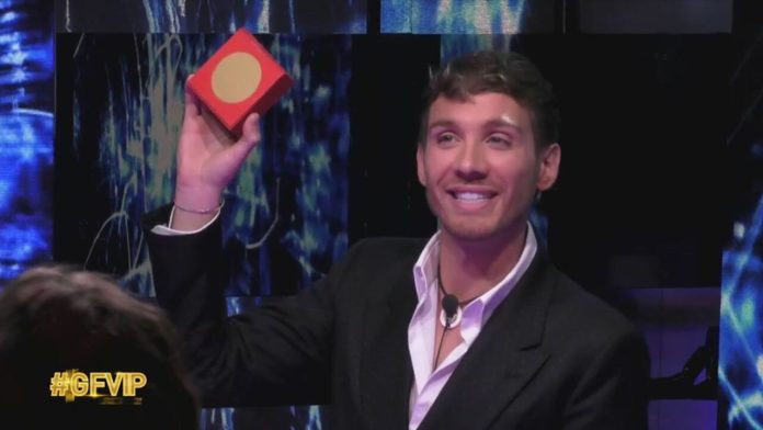 Grande Fratello Vip 2023, chi è il sesto FINALISTA di ieri sera lunedì 3 aprile? Alberto De Pisis vince il televoto | Video Mediaset Sesto Finalista