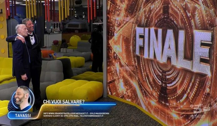 Grande Fratello Vip 2023 Finale, la sorpresa a Tavassi: i fratelli e il padre | Video Mediaset Sorpresa Tavassi