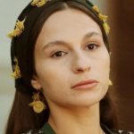 Replica Terra Amara in streaming puntata del 4 novembre 2023 | Video Mediaset Terra amara Saniye