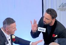 Uomini e Donne, Maria De Filippi e Armando riprendono Riccardo | Video Witty Tv Uomini e donne armando e riccardo