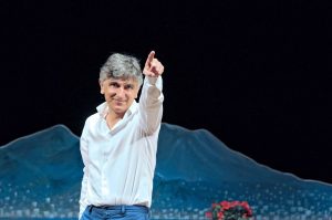 Ascolti tv lunedì 5 gennaio 2026: Ogni promessa è debito (17.5%), Io sono Farah (12.1%), Affari Tuoi, La Ruota della Fortuna | Dati Auditel