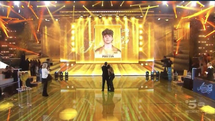 Chi ha vinto Amici 2023? Il vincitore è il ballerino Mattia Zenzola | Video Witty Tv Chi è il vincitore di Amici 22