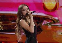 Angelina Mango bissa il successo di “Ci pensiamo domani” con “Che tāo dico a fa:” “ho imparato la libertĆ da mio padre” Angelina Mango