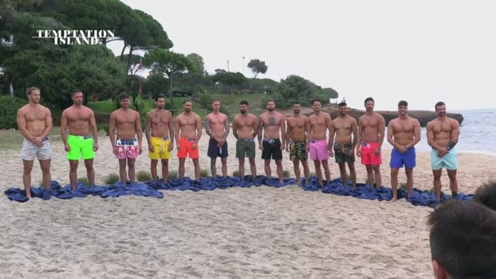 Temptation Island 2023: sbarco coppie e presentazione tentatori nel corso della prima puntata | Video Witty Tv I tentatori di Temptation Island 2023
