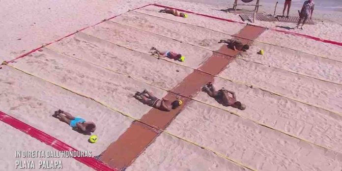 Isola dei Famosi 2023, Luca Vetrone è il secondo finalista | Video Mediaset Luca Vetrone a L'Isola dei Famosi 2023