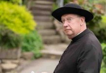Padre Brown, la nuova stagione della serie su La7: cast e trama Padre Brown