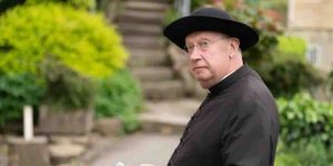 Padre Brown, la nuova stagione della serie su La7: cast e trama