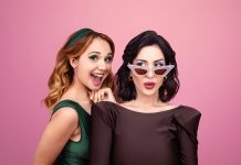 Jessica Morlacchi e Luci al Neon insieme nel singolo Nella playlist dei tuoi pensieri: “CosƬ abbiamo esorcizzato la paura di volare” Jessica Morlacchi & Luci al neon