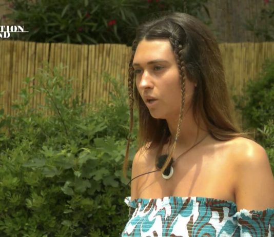 Temptation Island 2023, Ale bacia il tentatore e poi dichiara lo stop ai video | Video Witty Temptation Island Ale e Federico