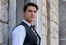 Il Paradiso delle Signore 8, intervista a Pietro Masotti: “Marcello diventerà un uomo d’affari. L’amore per Ludovica lo ha fatto crescere” Pietro Masotti