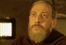 Ascolti tv di martedì 1 agosto 2023: Hotel Portofino (9.8%), Padre Pio (12.1%), Battiti Live (11.7%) | Dati Auditel padre pio con Sergio Castellitto