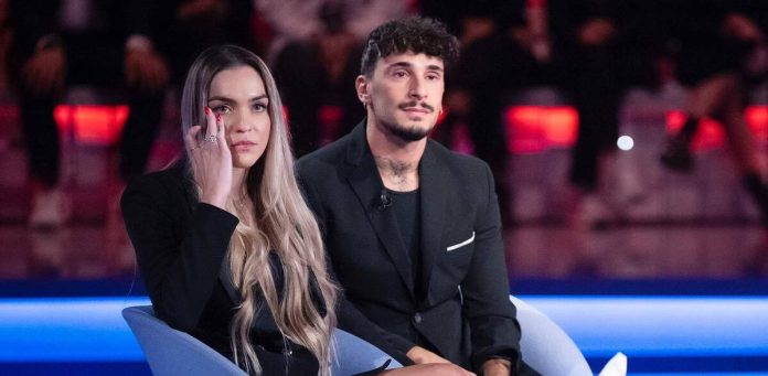 Isabella e Manuel a Verissimo: il nostro momento difficile e le parole di Silvia | Video Mediaset Isabella e Manuel a Verissimo