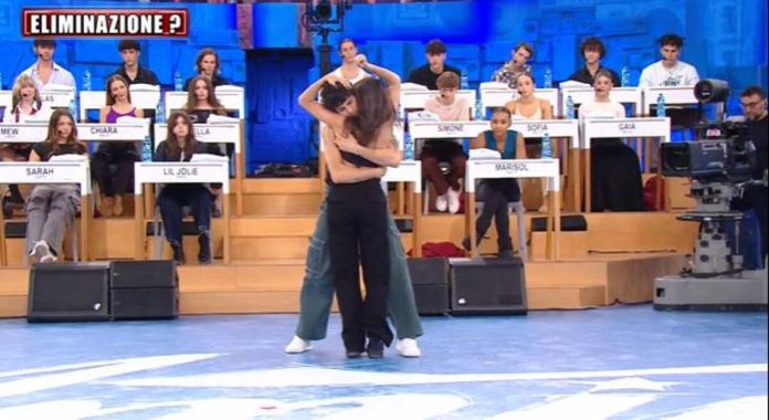 Giulia Stabile ad Amici 23 balla con Kumo: l’esibizione durante la gara ballo | Video Witty Tv Giulia Stabile