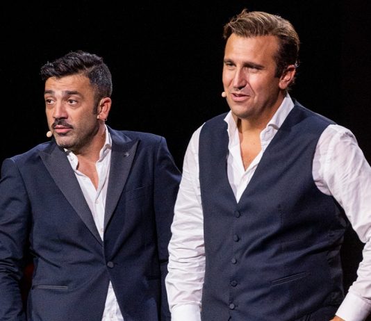 Felicissimo show, Pio e Amedeo ironizzano sulla svolta anti-trash di Piersilvio Berlusconi: “Noi però non ci sentiamo tirati in ballo”. E sulla conduzione di Lol: “Ecco perché abbiamo rifiutato” Pio e Amedeo