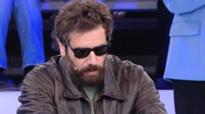 Amici 23, Lil Jolie fa emozionare Tommaso Paradiso: le parole del cantante | Video Witty Tv Amici 23 Lil Jolie