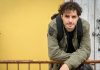 Damiano Gavino: “Un Professore mi ha cambiato la vita, ma vivo questo lavoro giorno per giorno. Ferzan Özpetek non mi ha mai trattato come un esordiente” – Intervista Damiano Gavino