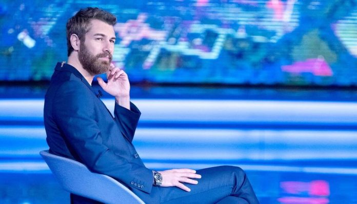 Furkan Palali a Verissimo: ecco come sono diventato attore | Video Mediaset Furkan Palali a Verissimo