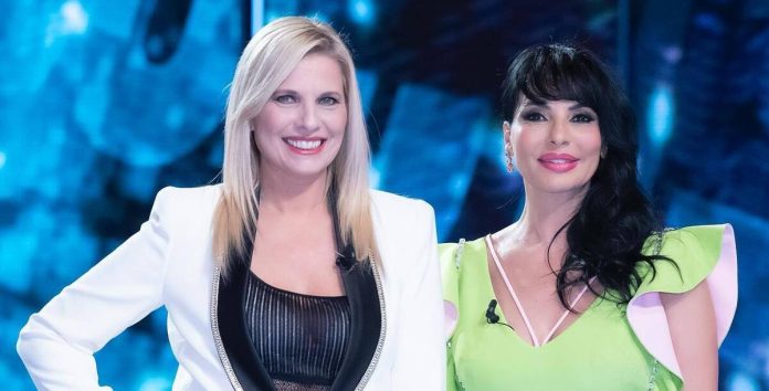 Laura Freddi e Miriana Trevisan a Verissimo: tra sogni e problemi di vita | Video Mediaset Laura Freddi e Miriana Trevisan a Verissimo
