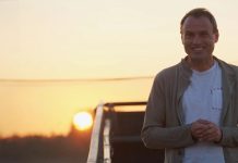 “Quando il fiume incontra il mare. Parabole di vita”, su Canale 5 la nuova docu-serie condotta da Don Marco Pozza: quando in tv Quando il fiume incontra il mare. Parabole di vita- quando in tv su Canale 5