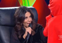 Giovannino a Tu si que vales 2023 dona un anello a Sabrina Ferilli | Video Witty Tv Giovannino e Sabrina Ferilli