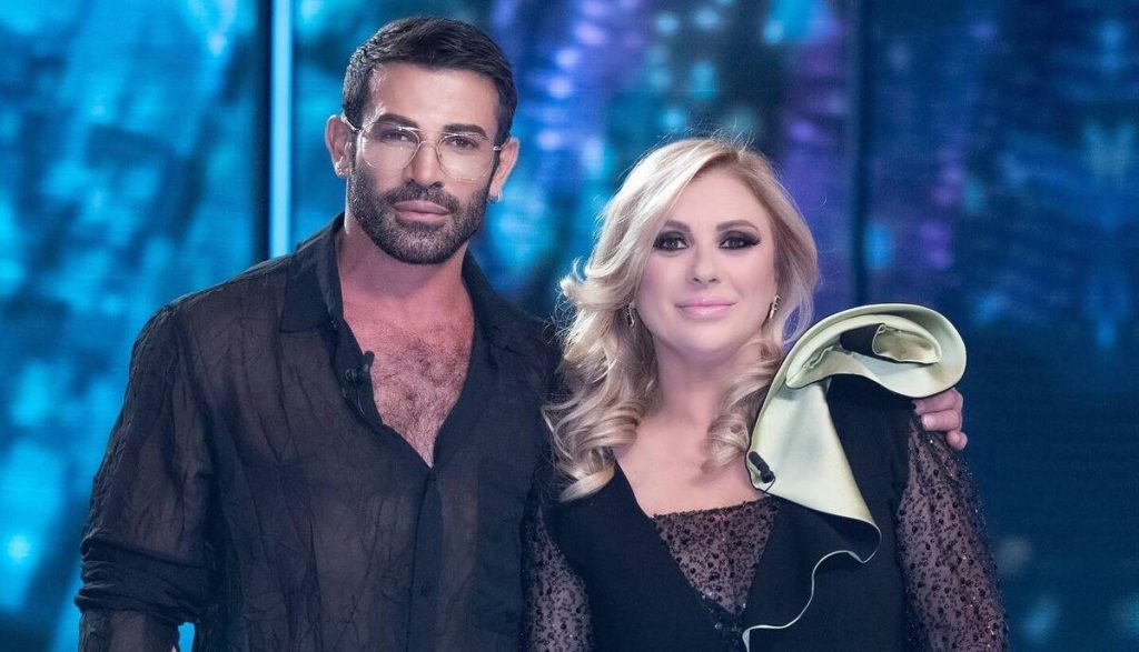 Tina Cipollari e Gianni Sperti a Verissimo