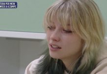 Amici 23, Mew riceve una toccante lettera dal suo cane Balù: a leggerla è Maria De Filippi | Video Witty TV La lettera del cane a Mew