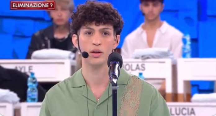 Amici 23, Mida e il dissing contro Anna Pettinelli: “Ho la gola secca” | Video Witty Tv Amici 23 Mida dissing